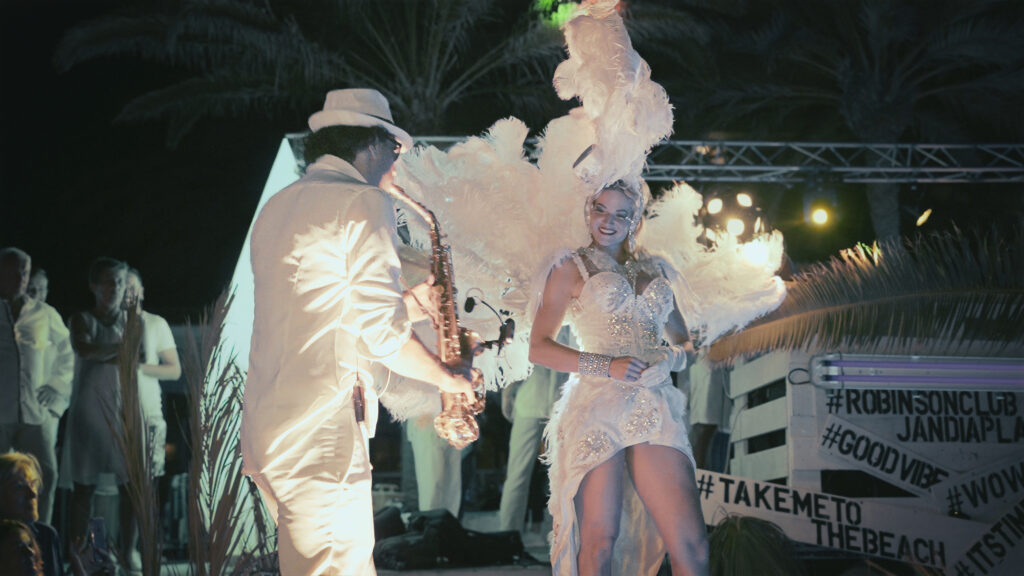 Saxophonist für Beachclub